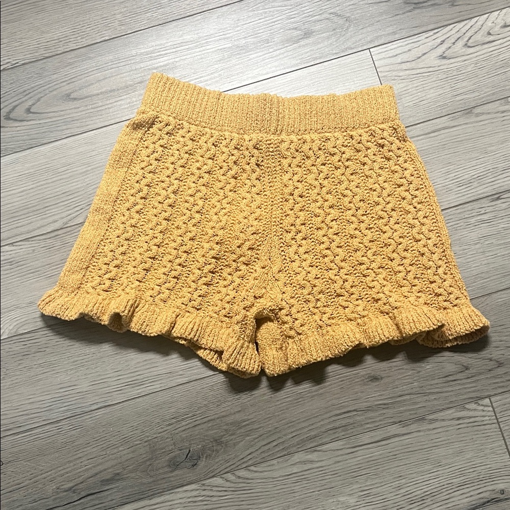 Zara Cozy Knit Yellow Shorts size Lg